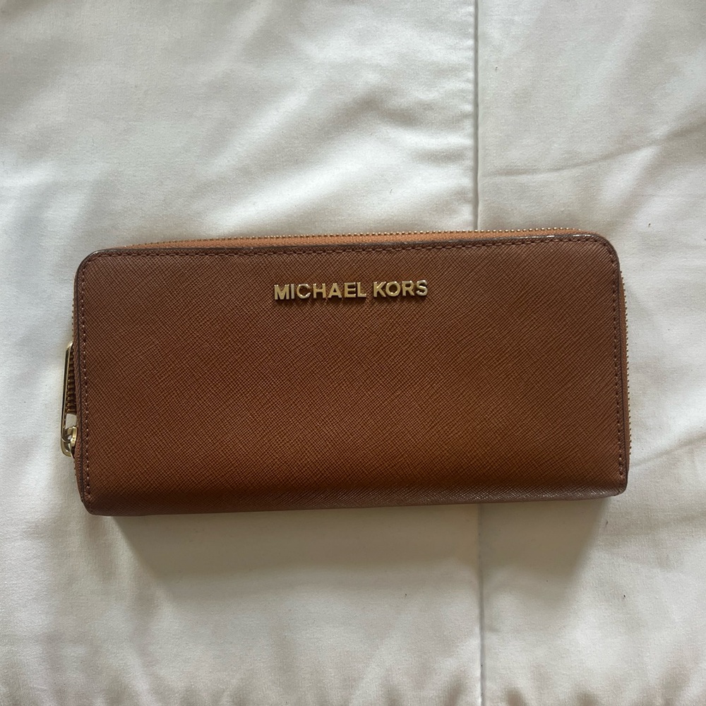 Michael Kors wallet